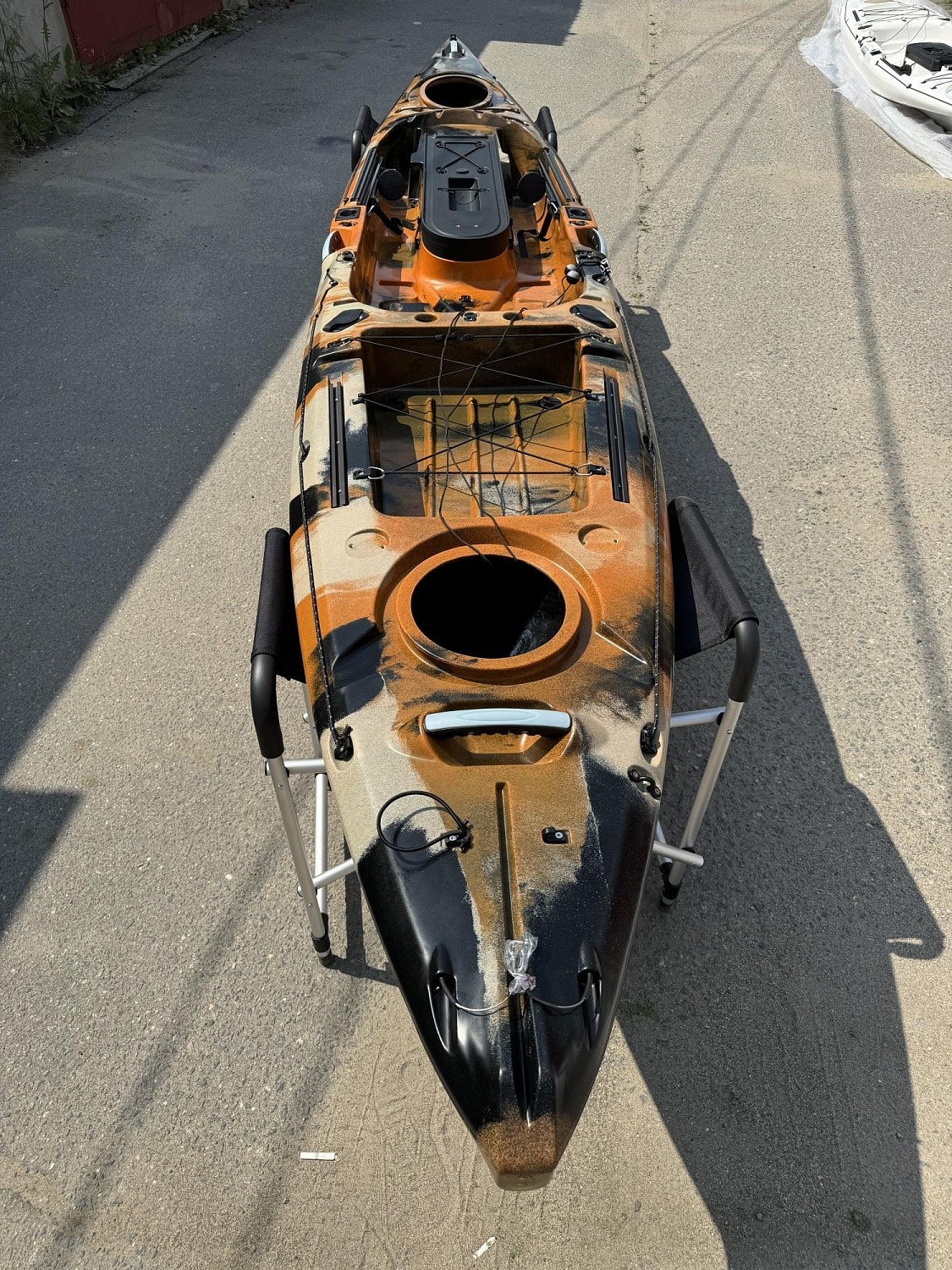 Каяк Liker Angler 4.3 , одноместная модель посадки "sit-on-top" | Интернет-магазин MIXKAYAK