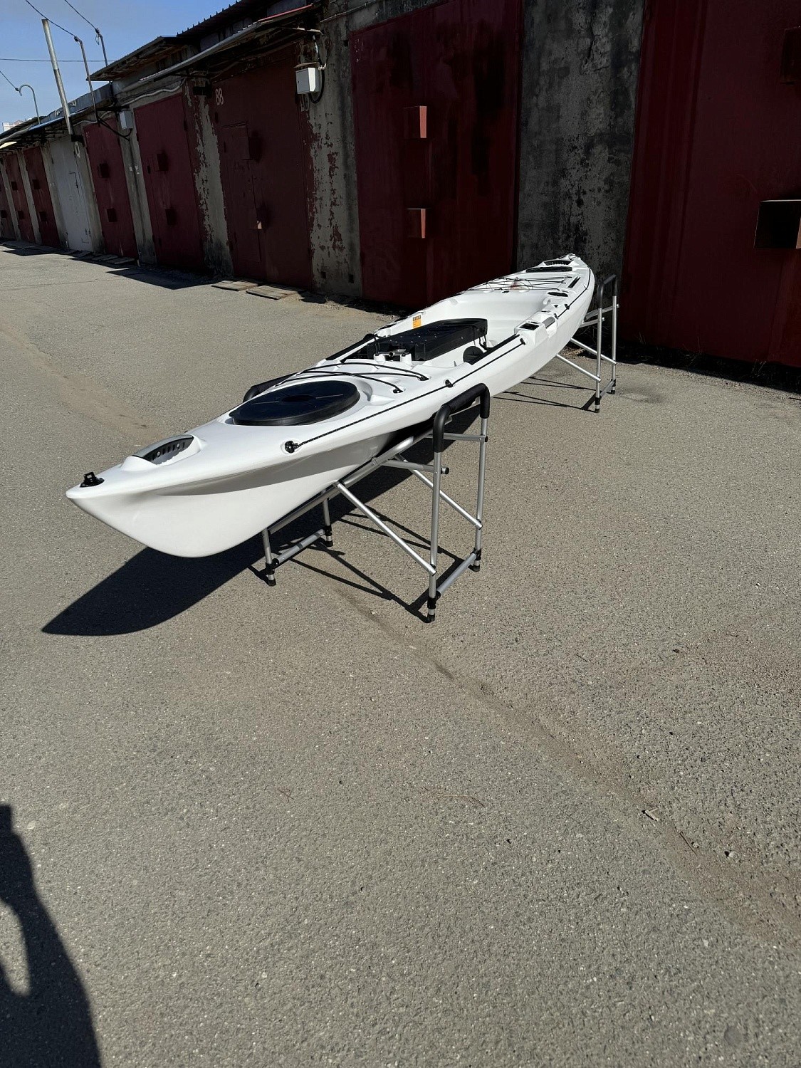 Каяк Liker Angler 4.3 , одноместная модель посадки "sit-on-top" | Интернет-магазин MIXKAYAK