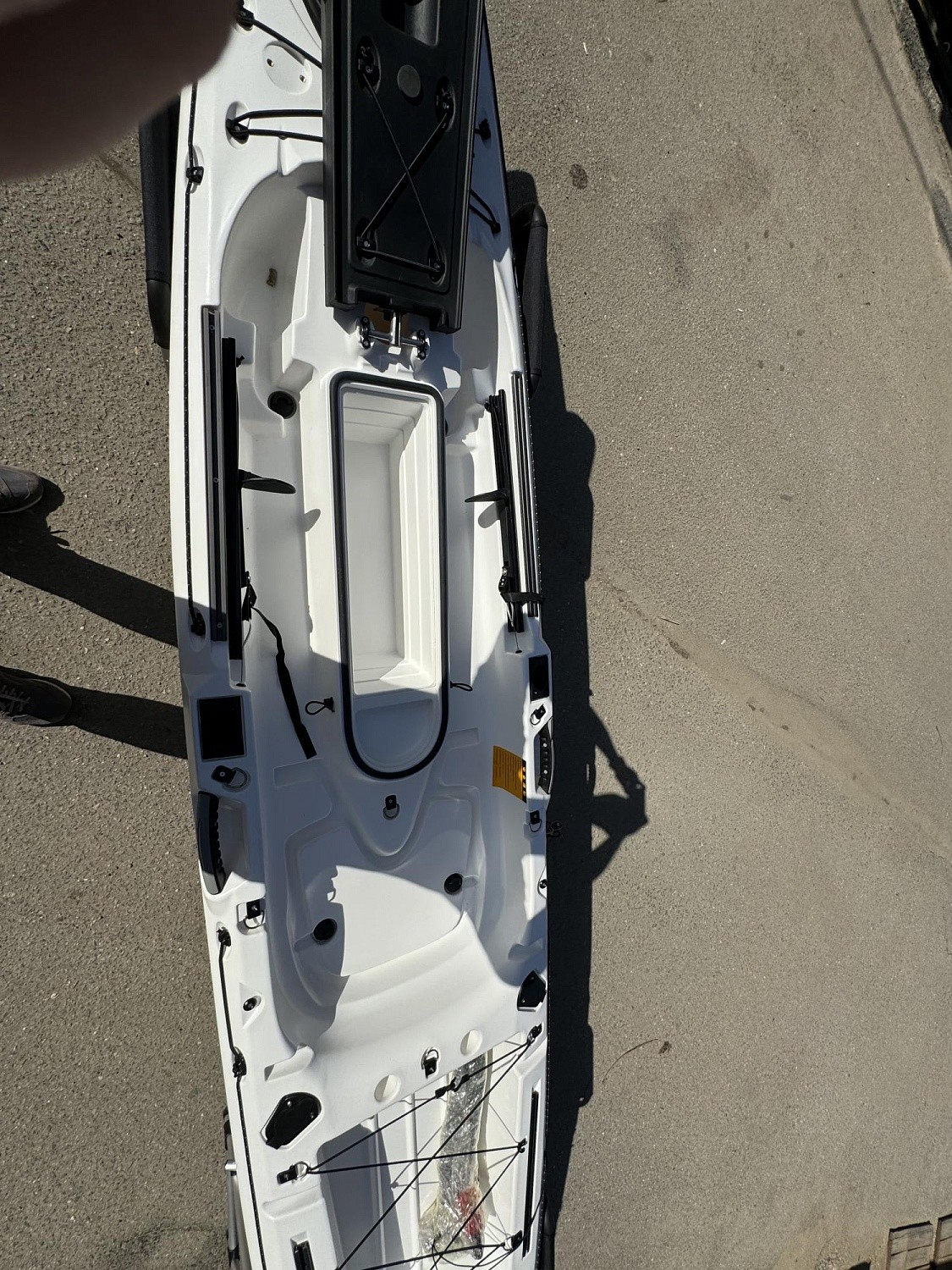 Каяк Liker Angler 4.3 , одноместная модель посадки "sit-on-top" | Интернет-магазин MIXKAYAK